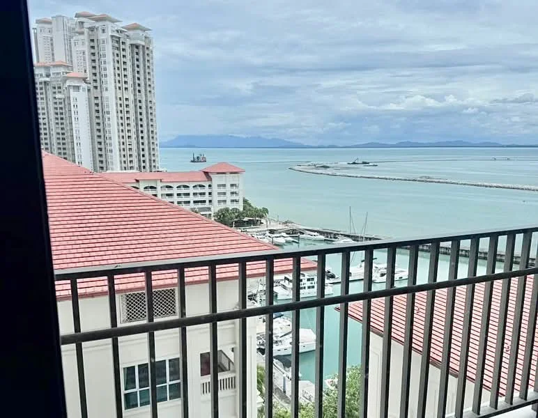 Room view: sea.