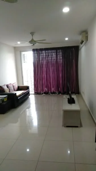 Living features: 3-seater fabric sofa in dark brown, purple sheer curtains, white wall, glossy tile flooring, ceiling fan, wall-mounted air conditioning unit, TV console, wall-mounted TV, decorative cushions, coffee table; style: modern.