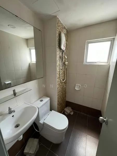 Bathroom features: white tiled walls, brown tiled flooring, single-sink vanity with mirror, chrome basin mixer faucet, one-piece toilet, shower with wall-mounted showerhead, window for natural light, glass shower enclosure, wall-mounted water heater; style: modern.