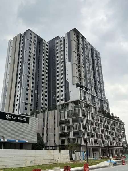 Exterior type: high-rise condominium; features: glass curtain wall, exposed concrete facade, projecting balconies, vertical fins, manicured landscaping, multiple storeys, modern architectural design; style: modern.