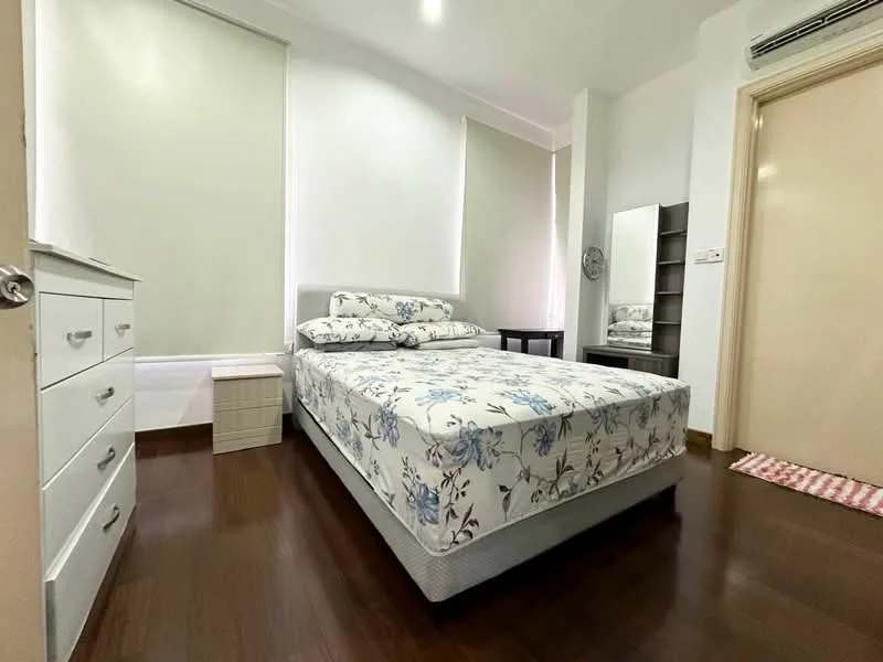Bedroom features: queen-size bed with floral bedding, white bedside table, white dresser with drawers, mirror on the wall, wooden flooring, window with sheer curtains, built-in wardrobe, decorative wall clock; style: modern.