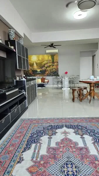 Living features: marble tile flooring, 5-blade ceiling fan with light, wall-mounted TV, black TV console, decorative wall art, dining table with chairs, wooden dining table, area rug with intricate pattern, glass dining chairs, decorative vases on shelves, open layout, natural light from windows; style: modern.