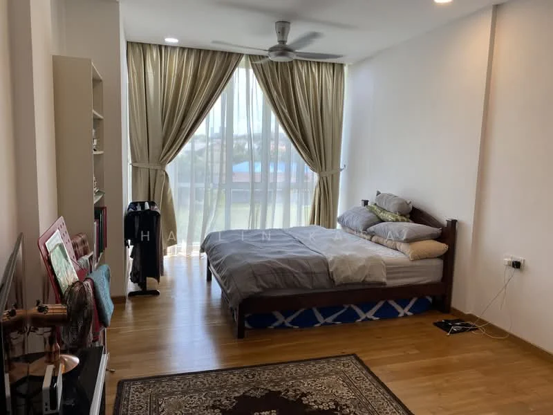Bedroom features: queen-size bed with grey bedding, wooden bed frame, floor-to-ceiling windows, sheer curtains, wooden flooring, 5-blade ceiling fan, decorative area rug with geometric pattern, built-in wardrobe, TV console, wall-mounted TV; style: modern; view: garden.