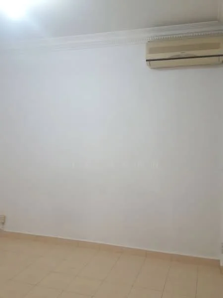 Room features: white painted walls, cream tiled flooring, 1 wall-mounted split AC.