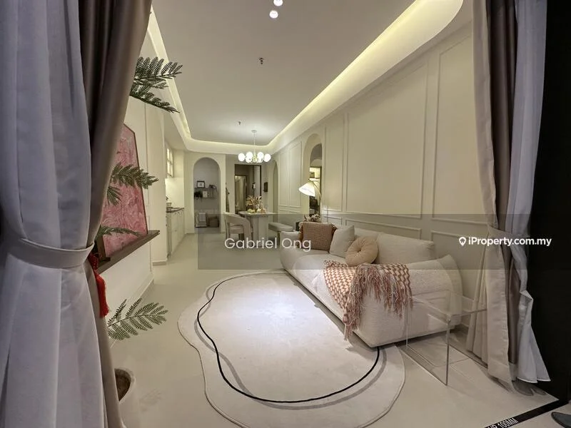 Summer Suites - Residensi Bukit Meldrum, Johor Bahru