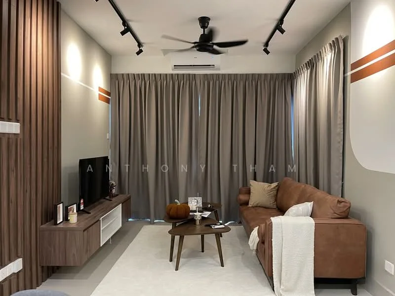 Living features: 3-seater fabric sofa in brown, wooden coffee table, wall-mounted TV, TV console with storage, floor-to-ceiling curtains in grey, ceiling fan, recessed downlights, decorative wall with wood paneling, light-colored area rug; style: modern.