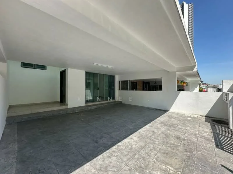 Exterior features: concrete flooring, white painted walls, overhang roof, large glass sliding doors, open space, urban view, surrounded by high-rise buildings; style: modern.