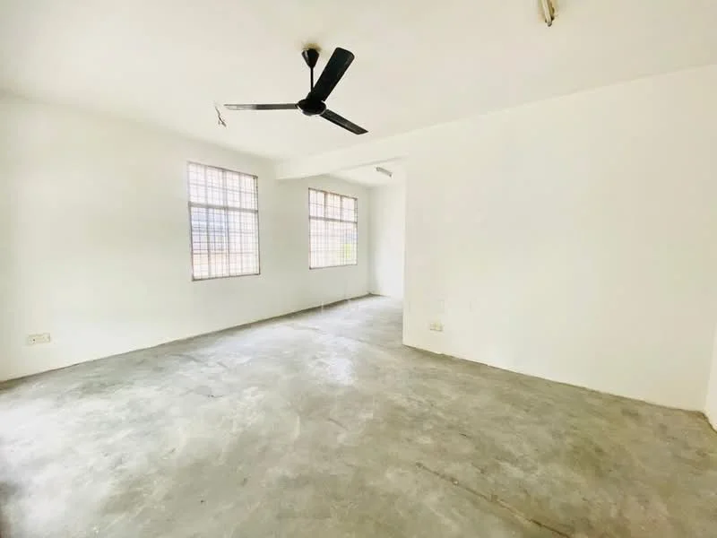 Room features: white painted walls, concrete flooring, 2 windows with grid pattern, ceiling fan.