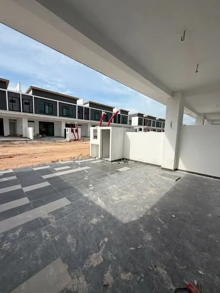 Exterior type: linked terrace house; features: grey tiled flooring, white painted walls, open outdoor space, surrounding construction, partial view of neighboring houses, concrete wall, sliding door frame, exposed ceiling, landscaping area, paved walkway; style: modern.
