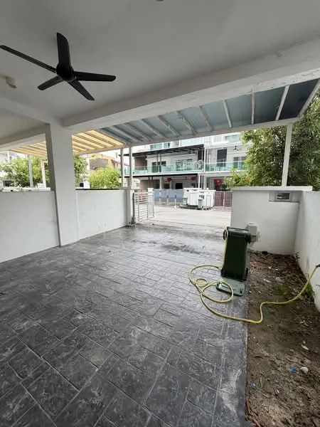 Room features: ceiling fan, grey tiled flooring, white painted walls, covered patio, exposed beams, outdoor hose, outdoor electrical outlet, open space with view of street; style: modern; view: street.