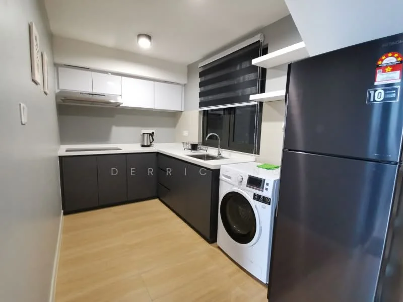 Kitchen features: grey cabinetry, white upper cabinets, stainless-steel sink, chrome pull-down faucet, built-in oven, 4-burner gas hob, stainless-steel range hood, stainless-steel fridge, front-load washing machine, countertop with space for appliances, wall-mounted cabinets, window with roller blinds, light-colored vinyl plank flooring, recessed downlights; style: modern.