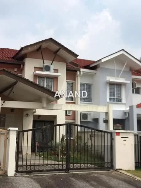 Exterior type: linked terrace house; features: two-storey building, red tiled roof, cream painted facade, grey painted facade, front gate with black metal grille, air conditioning units visible, small garden area in front, porch area, windows with grilles, entrance with covered awning; style: modern.