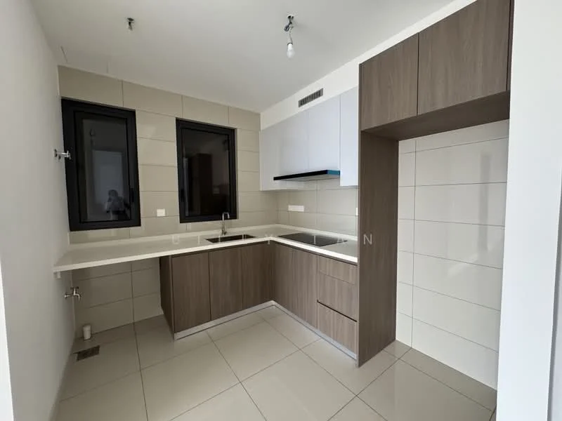 Kitchen features: L-shaped kitchen layout, white upper cabinets, wooden lower cabinets, white countertop, stainless-steel sink, chrome pull-down faucet, built-in stove, tile backsplash, ceramic tile flooring, two windows, recessed ceiling lights; style: modern.