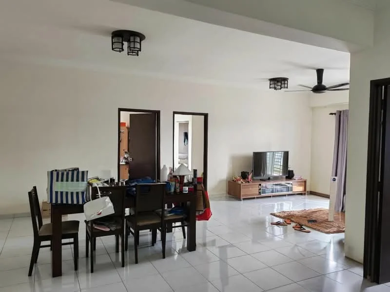 Living features: white painted walls, glossy white tile flooring, 5-blade ceiling fan, two ceiling light fixtures, wall-mounted TV, wooden TV console, area rug, dining table with chairs, decorative items on table, curtains on window; style: modern.