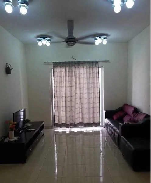 Living features: 3-seater black leather sofa, coffee table, wall-mounted TV, TV console, floor-to-ceiling window, sheer curtains, 5-blade ceiling fan with light, white painted walls, glossy tile flooring, decorative wall plant, area rug; style: modern.