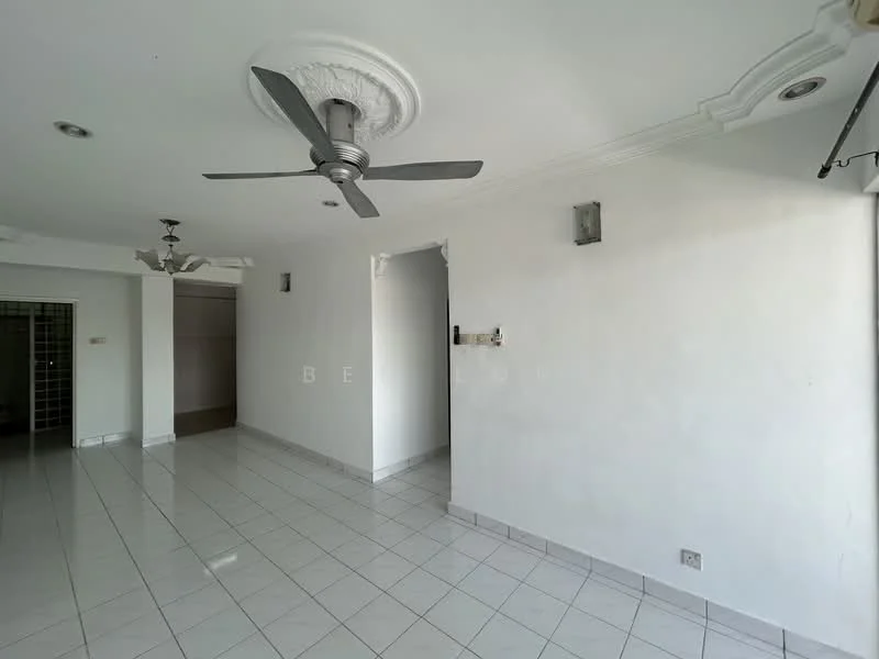 Living features: white painted walls, white ceiling with crown moulding, recessed downlights, 5-blade ceiling fan, ceramic tile flooring, large windows, open layout, neutral decor; style: modern.