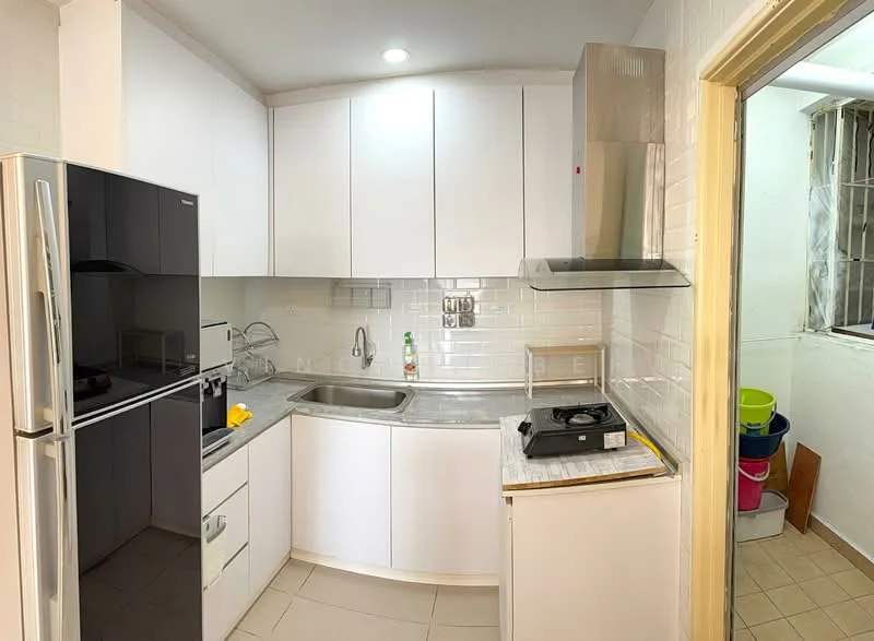 Kitchen features: white cabinetry, stainless-steel fridge, single-bowl stainless-steel sink, chrome pull-down faucet, grey granite countertop, white subway tile backsplash, built-in gas stove, exhaust hood, tile flooring, recessed downlights; style: modern.