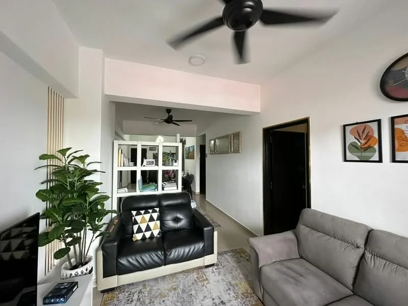 Living features: black leather sofa, grey fabric sofa, area rug with geometric pattern, 5-blade ceiling fan, wall-mounted TV, decorative wall art, indoor plant, glass display cabinet, neutral painted walls, recessed lighting; style: modern.