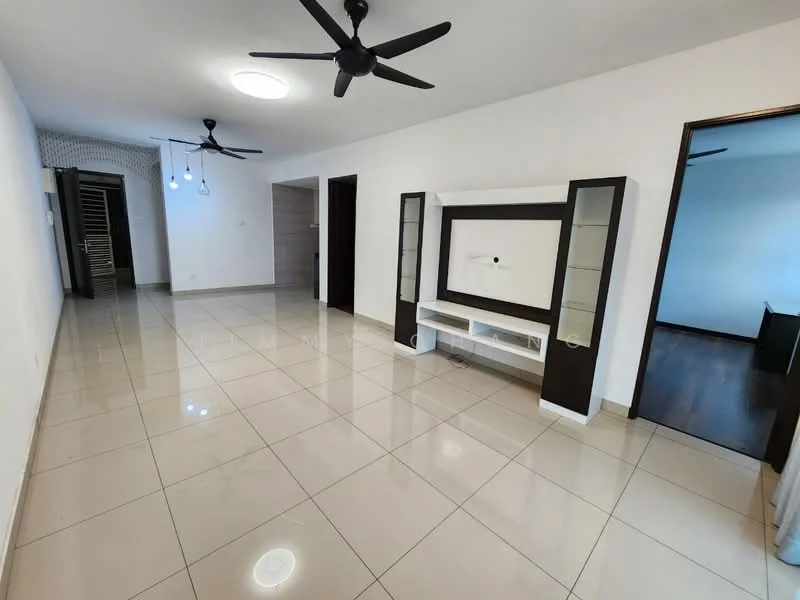 Living features: white painted walls, glossy ceramic tile flooring, 5-blade ceiling fan with light, recessed ceiling lights, built-in TV console, open layout, large windows, neutral color scheme; style: modern.