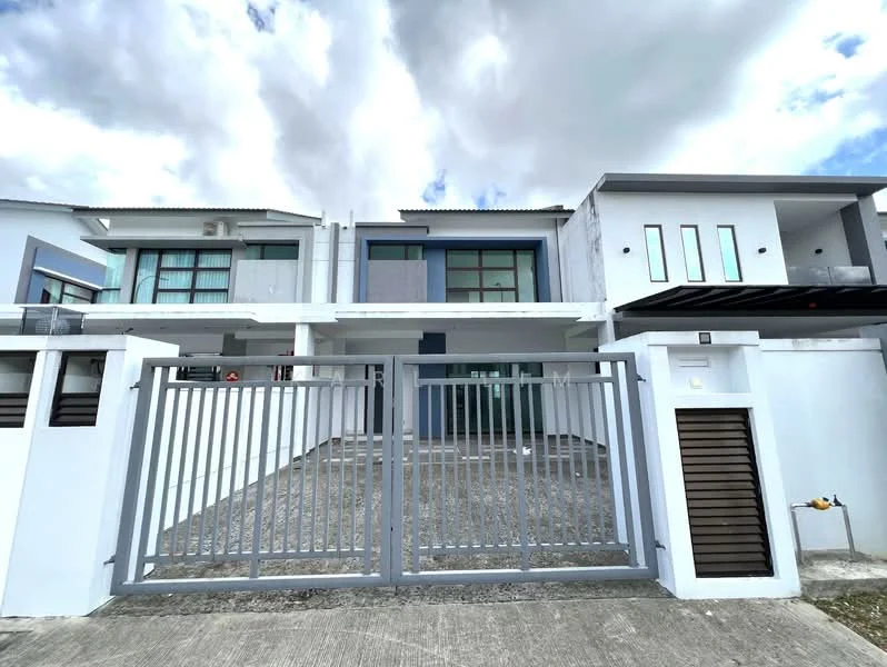 Exterior type: linked terrace house; features: white painted facade, glass windows, metal gate, gravel driveway, two-storey structure, flat roof, front porch, surrounded by greenery; style: modern.