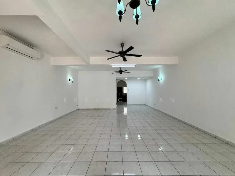Living features: white painted walls, glossy ceramic tile flooring, exposed ceiling beams, 2 ceiling fans, recessed lighting, wall sconces, air conditioning unit, open layout; style: modern.