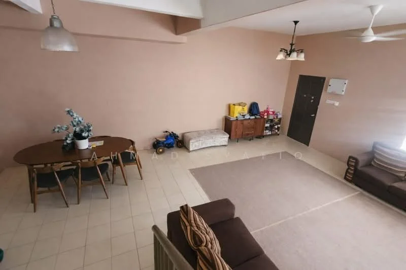 Living features: cream painted walls, tile flooring, 5-blade ceiling fan, recessed downlights, sofa in brown fabric, coffee table, dining table with 6 chairs, decorative plant in vase, storage cabinet, children's toy, area rug, window with natural light; style: modern.