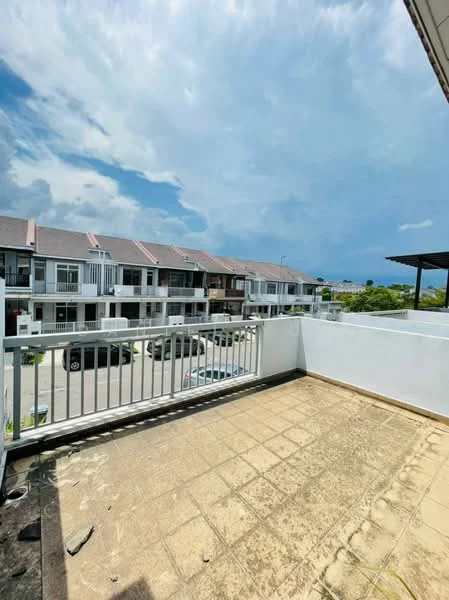 Exterior type: linked terrace house; features: open terrace, concrete flooring, metal railing, view of surrounding houses, skyline view, partially cloudy sky; style: modern.