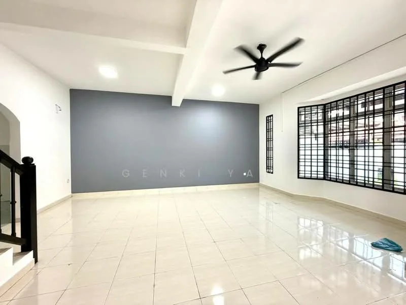 Living features: white painted walls, grey accent wall, glossy tile flooring, 5-blade ceiling fan, large windows with black frames, natural light, open layout, high ceiling; style: modern.