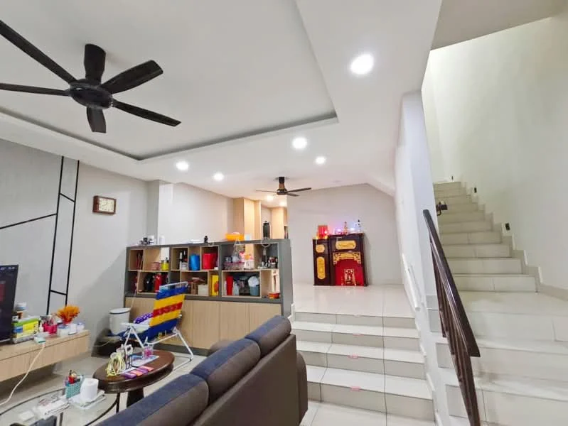 Living features: 3-blade ceiling fan, recessed downlights, light-coloured walls, tile flooring, built-in shelving unit, sofa, coffee table, decorative items on shelves; style: modern. Hallway features: staircase with handrail, light-coloured walls, tile flooring, recessed downlights; style: modern.
