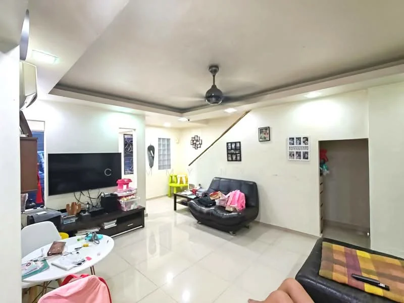 Living features: cream painted walls, dropped ceiling, 5-blade ceiling fan, floor-to-ceiling windows, sliding glass door, wall-mounted TV, black leather sofa, 2-seater black leather sofa, coffee table, area rug, tile flooring, decorative wall photos, open space layout; style: modern.