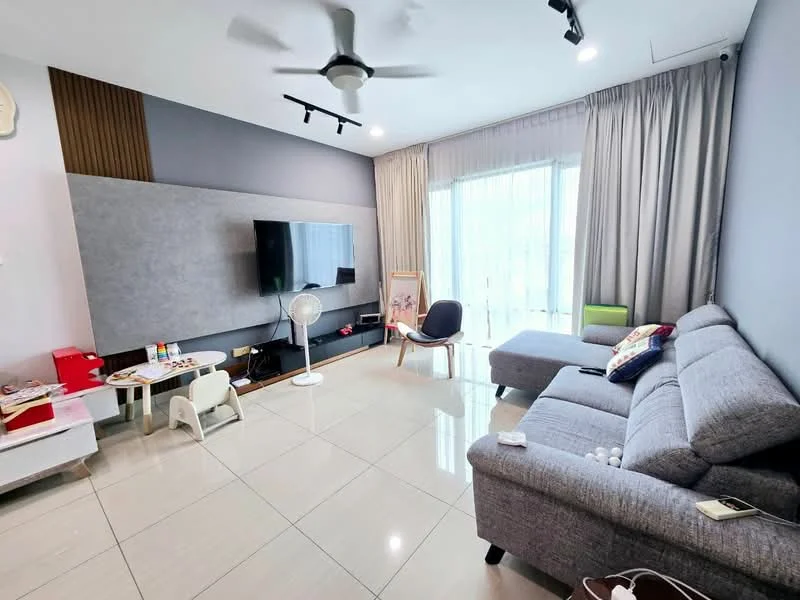 Taman Bukit Serdang, Seri Kembangan — view 2 of 5 — for Sale