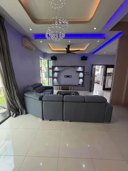 Living features: L-shape sectional sofa in grey, chandelier, 5-blade ceiling fan with light, wall-mounted TV, TV console, recessed LED downlights, cream painted walls, white tiled flooring, floor-to-ceiling windows, curtains, decorative wall with circular feature, open layout; style: modern; view: garden.