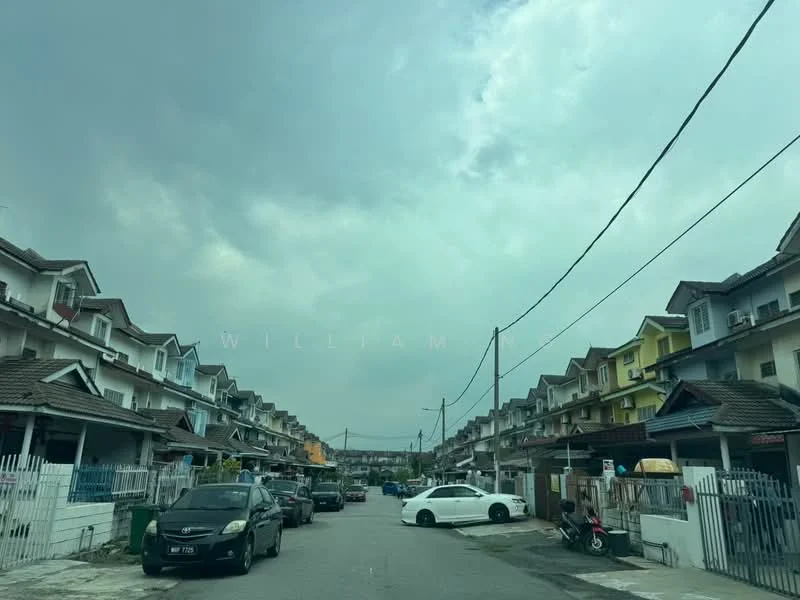 Exterior type: linked terrace house; features: two-storey linked terrace houses, gabled roofs, varied facade colors including white, yellow, and blue, front porches, driveways, fenced front yards, street view with parked cars, overcast sky; style: modern.