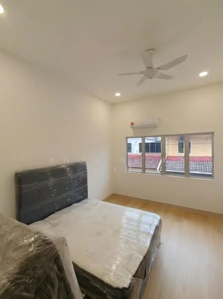 Bedroom features: queen-size bed, upholstered headboard, 5-blade ceiling fan with light, 2 wall-mounted split AC units, wooden flooring, white painted walls, floor-to-ceiling windows, roller blinds; style: modern; view: city.