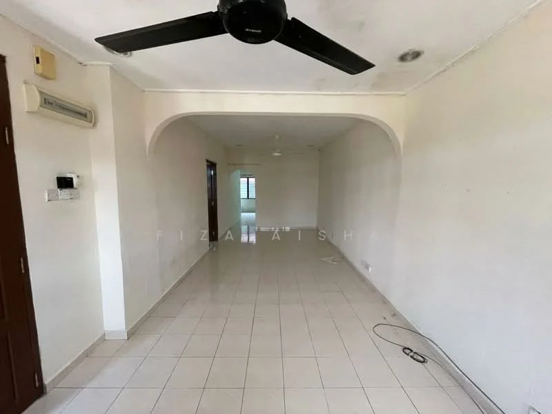 Room features: white painted walls, glossy ceramic tile flooring, 5-blade ceiling fan, wall-mounted air conditioning unit, arched doorway, recessed ceiling lights, neutral color scheme, no visible furniture; style: minimalist.