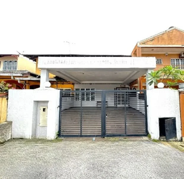 Exterior type: semi-detached house; features: white painted facade, covered porch area, metal gate, concrete driveway, mature landscaping with plants, two-storey structure, balcony on upper level, front entrance with overhang; style: modern.