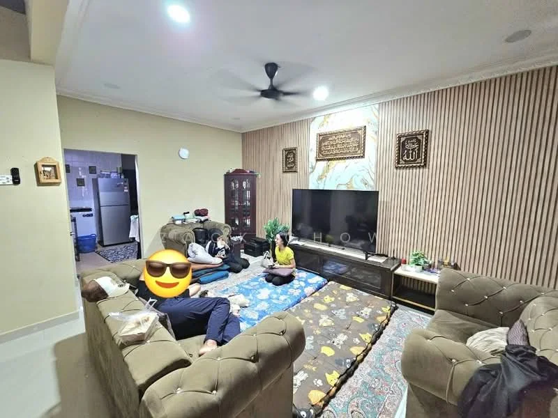 Living features: 5-blade ceiling fan with light, wall-mounted TV, TV console, 3-seater fabric sofa in beige, 2-seater fabric sofa in beige, area rug with floral pattern, wooden cabinet, decorative wall paneling, framed artwork, decorative wall clock; style: contemporary.