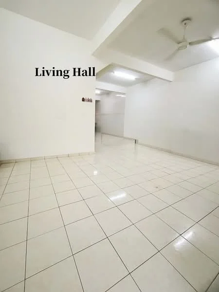 Living features: white painted walls, ceramic tile flooring, 5-blade ceiling fan, recessed downlights, open layout, no visible furniture, neutral color scheme, spacious area; style: modern.