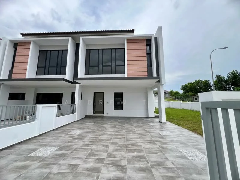 Exterior type: semi-detached house; features: two-storey structure, white painted facade, pink accent panels, large floor-to-ceiling windows, grey tiled flooring in the driveway, manicured lawn, fenced front yard, concrete driveway, gated entry, modern architectural design; style: modern.
