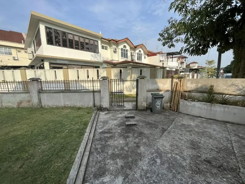 Exterior type: detached bungalow; features: manicured lawn, fenced perimeter, concrete walkway, stone-paved area, garden area with plants, two-storey building, large windows, gabled roof, front porch, driveway; style: modern.