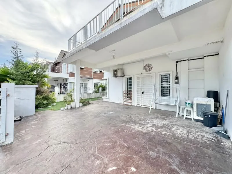 Exterior type: detached bungalow; features: concrete flooring, covered patio area, exterior wall with white paint, wall-mounted split AC unit, decorative wall feature, manicured garden area, fenced perimeter, outdoor furniture, sliding glass door, open space for parking; style: modern.