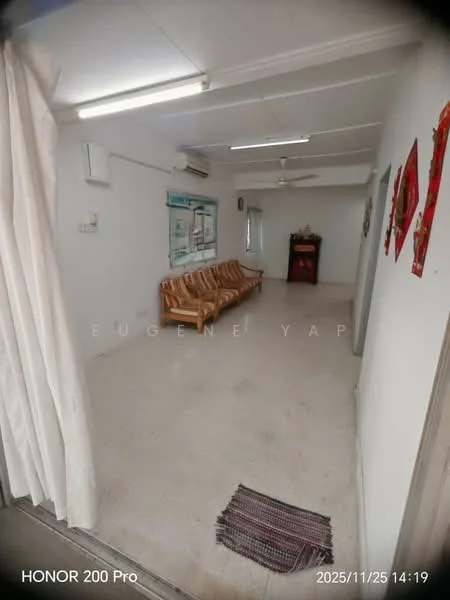 Living features: cream painted walls, polished concrete flooring, 5-blade ceiling fan, wall-mounted split AC, 3-seater leather sofa in brown, decorative wall art, area rug, window with sheer curtains; style: minimalist.