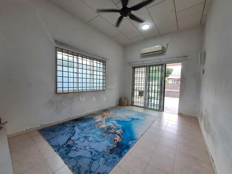 Room features: white painted walls, ceiling fan, wall-mounted split AC, tile flooring, large window with grid pattern, sliding glass door, decorative area rug with abstract design, recessed lighting.