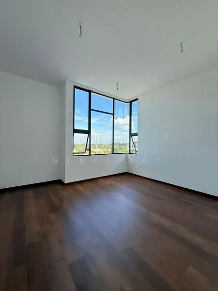 Room features: large floor-to-ceiling windows, wooden flooring, white painted walls, recessed ceiling lights, corner room with multiple views; style: modern; view: city.