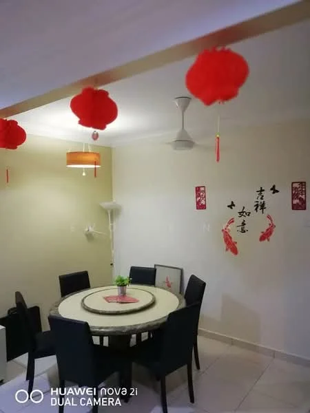 Dining features: round dining table, 6 black upholstered dining chairs, white tablecloth, ceiling fan, decorative wall stickers with koi fish, red lanterns hanging from ceiling, laminate flooring, floor-to-ceiling lamp, green plant centerpiece; style: modern.