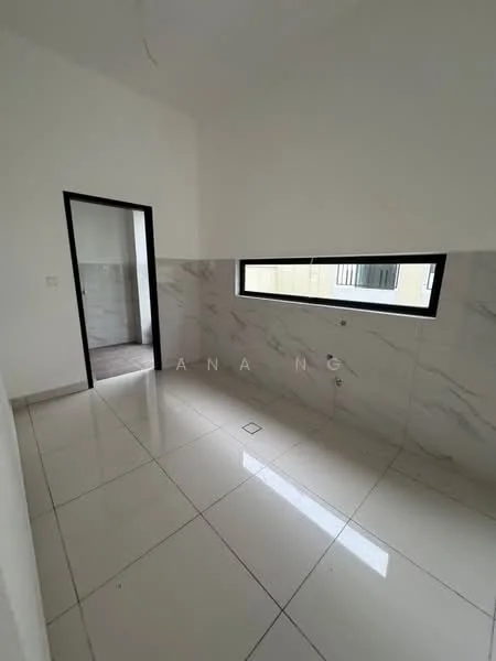 Room features: white painted walls, grey marble tile cladding, glossy white floor tiles, large window with black frame, door with black frame, high ceiling, minimalist design; style: modern.