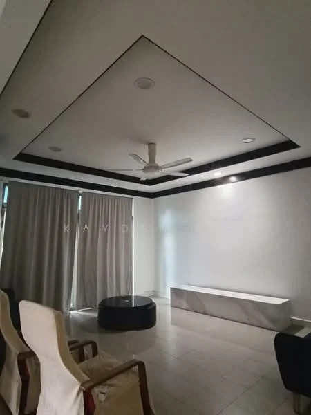 Living features: white painted walls, tray ceiling, recessed downlights, 5-blade ceiling fan, large windows with sheer curtains, tile flooring, black coffee table, white console table, two upholstered chairs; style: modern.