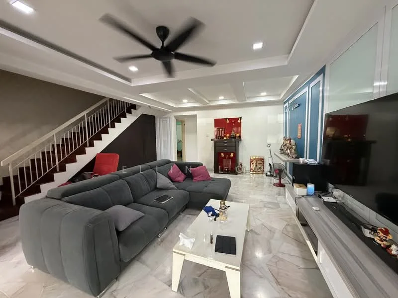 Living features: L-shape sectional sofa in grey, coffee table, wall-mounted TV, TV console, 5-blade ceiling fan, recessed downlights, marble flooring, decorative wall with red accents, staircase with white railing, area rug, two pink decorative cushions; style: modern.