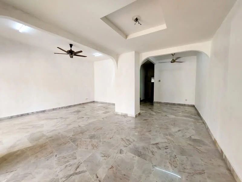 Living features: marble flooring, white painted walls, tray ceiling, 2 ceiling fans, arched doorways, recessed lighting, open layout, natural light from windows; style: modern.