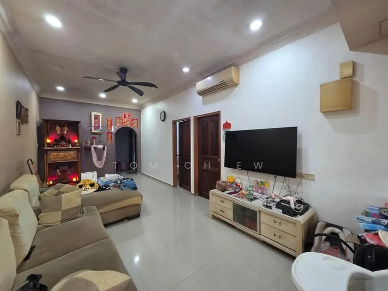 Living features: 3-seater fabric sofa in beige, wall-mounted TV, TV console, ceiling fan, recessed LED downlights, grey tiled flooring, decorative wall with Chinese ornaments, air conditioning unit, wooden door, wall clock, decorative shelving unit, coffee table, various items on the floor; style: modern.